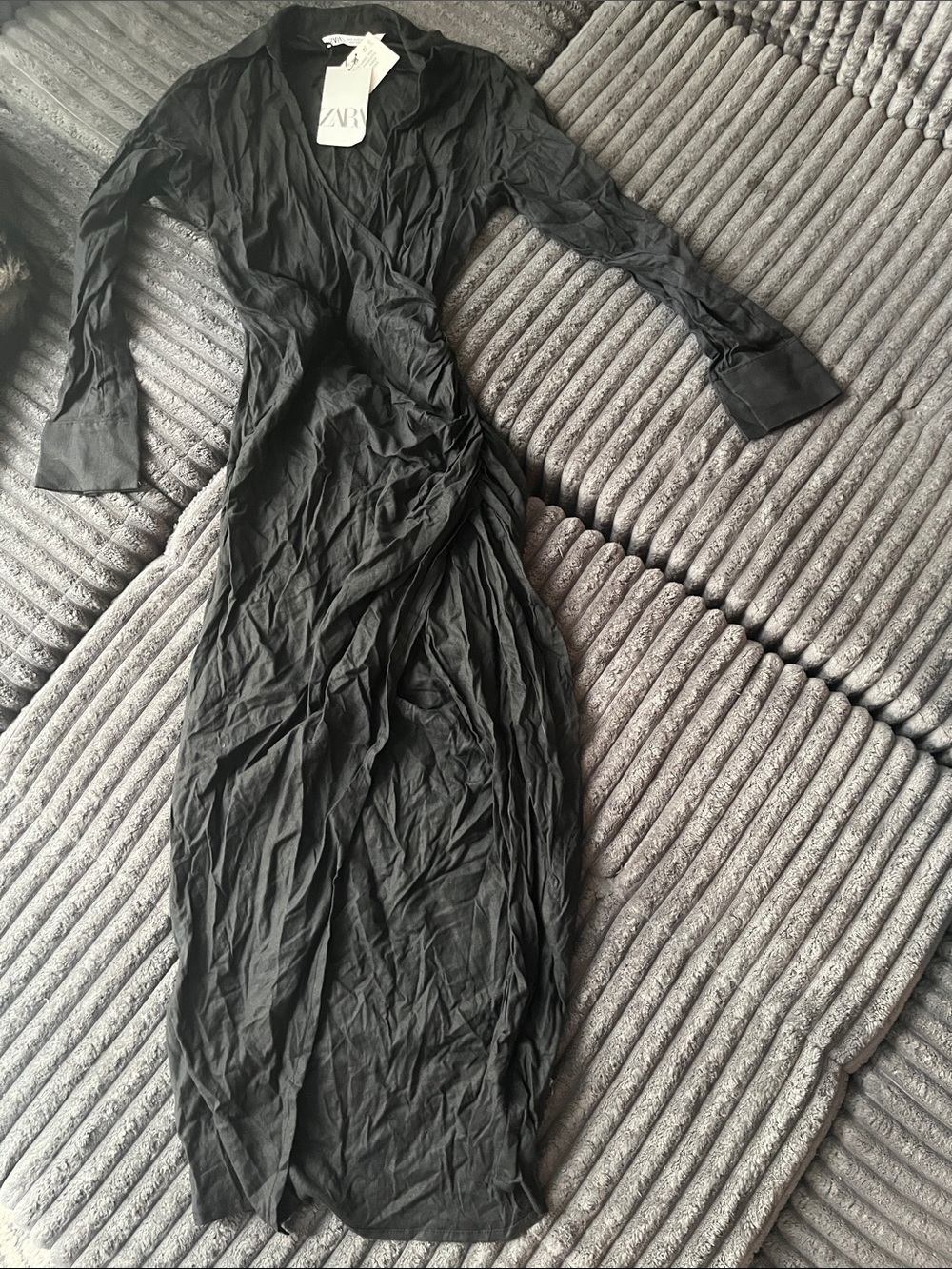 Zara LINEN Black Long-Sleeve Wrap Midi Dress